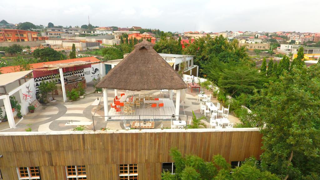Bushman Cafe Hotel Abidżan Zewnętrze zdjęcie