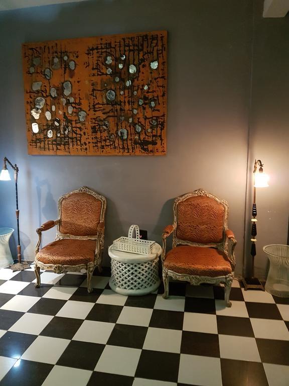 Bushman Cafe Hotel Abidżan Zewnętrze zdjęcie