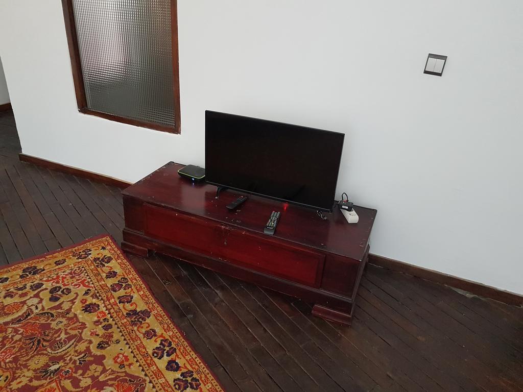 Bushman Cafe Hotel Abidżan Zewnętrze zdjęcie