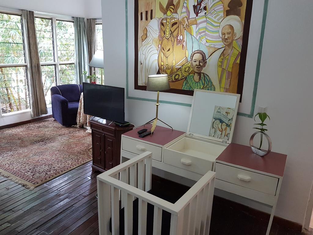 Bushman Cafe Hotel Abidżan Zewnętrze zdjęcie