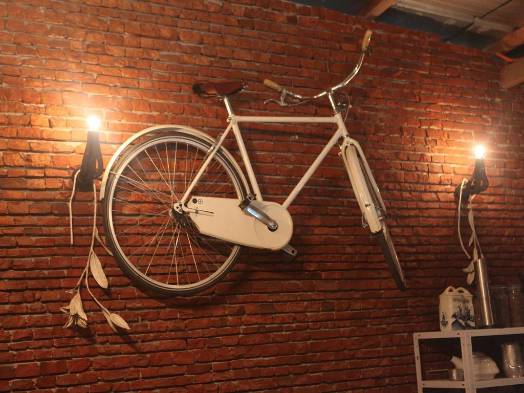 Bushman Cafe Hotel Abidżan Zewnętrze zdjęcie